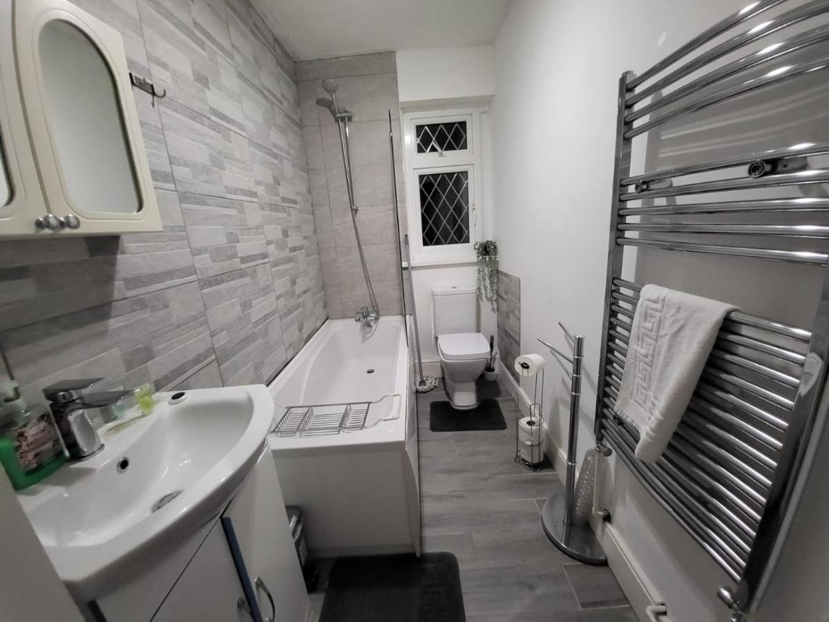 City Centre Room, Wifi, Share Facility Swansea Ngoại thất bức ảnh